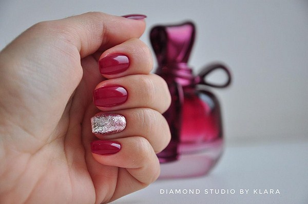 Brillante manucure du Nouvel An 2026: exemples de photos