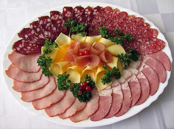 Meilleures idées pour trancher sur une table de fête: photo