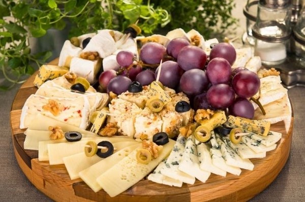 Meilleures idées pour trancher sur une table de fête: photo