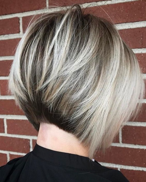 Nouvelles coupes de cheveux pour cheveux mi-longs 2025-2026: les meilleures idées photo