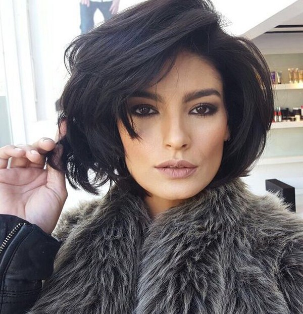 Nouvelles coupes de cheveux pour cheveux mi-longs 2025-2026: les meilleures idées photo