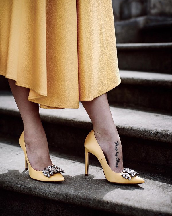 Meilleures nouvelles chaussures pour l'automne-hiver 2025-2026: tendances du TOP 10 pour plus de 100 photos