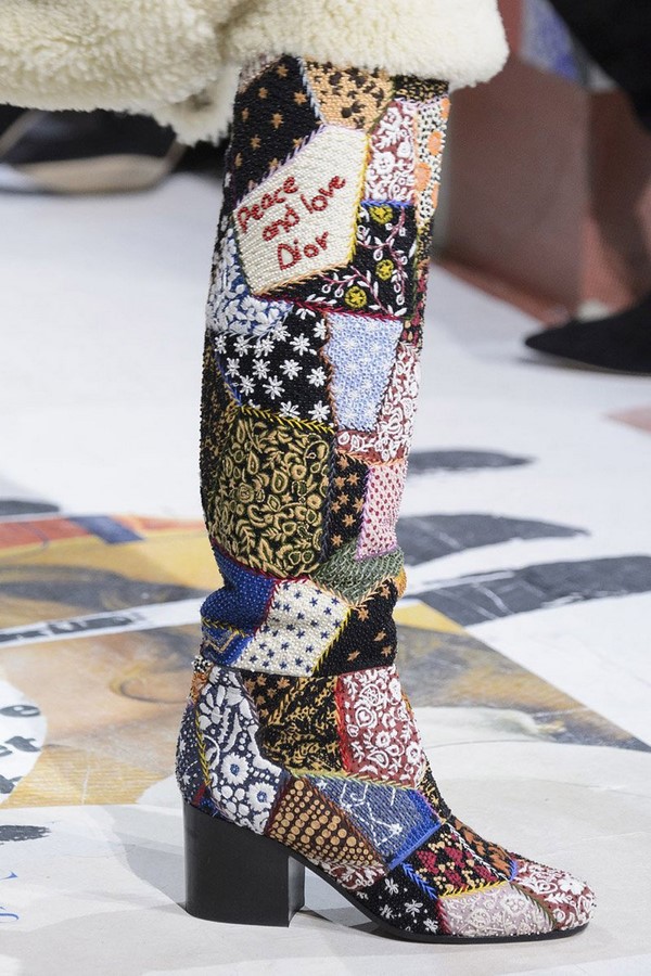 Meilleures nouvelles chaussures pour l'automne-hiver 2025-2026: tendances du TOP 10 pour plus de 100 photos