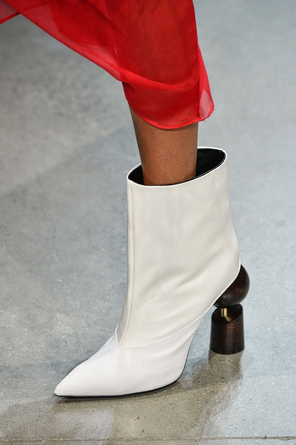 Meilleures nouvelles chaussures pour l'automne-hiver 2025-2026: tendances du TOP 10 pour plus de 100 photos