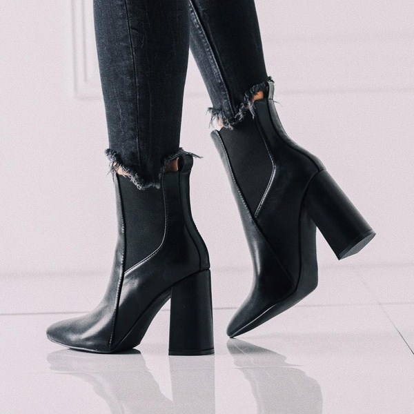 Meilleures nouvelles chaussures pour l'automne-hiver 2025-2026: tendances du TOP 10 pour plus de 100 photos