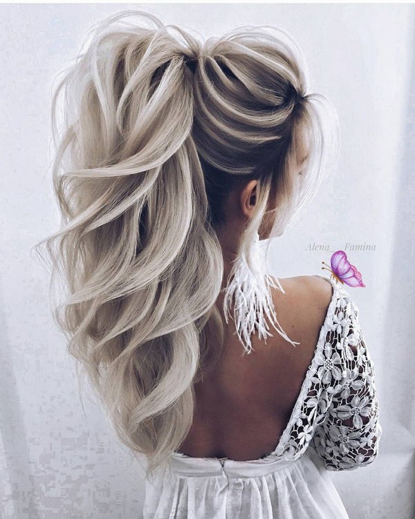 Nouvelles coiffures pour la nouvelle année 2026: les meilleures idées pour la coiffure du nouvel an pour tous les goûts