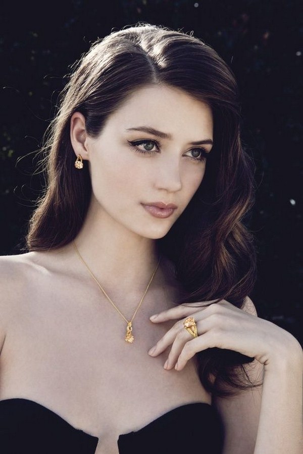 Nouvelles coiffures pour la nouvelle année 2026: les meilleures idées pour la coiffure du nouvel an pour tous les goûts