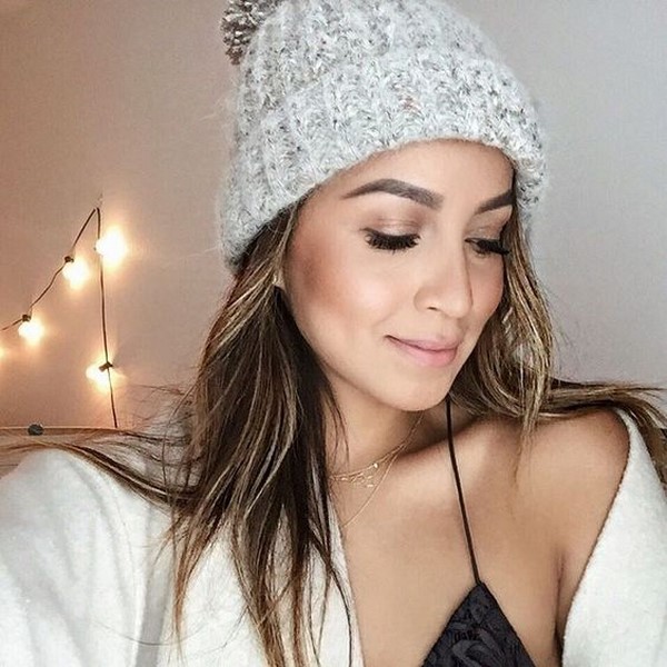 Comment s'habiller en hiver dans la saison 2025-2026: les meilleures images pour plus de 100 photos