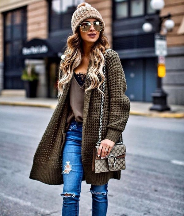 Comment s'habiller en hiver dans la saison 2025-2026: les meilleures images pour plus de 100 photos