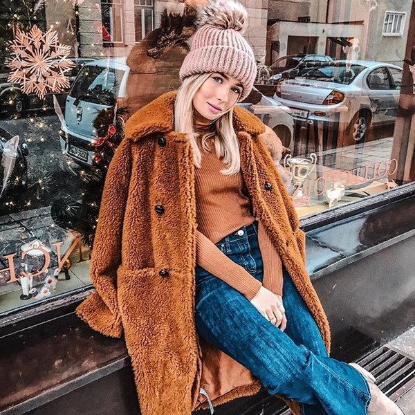 Comment s'habiller en hiver dans la saison 2025-2026: les meilleures images pour plus de 100 photos