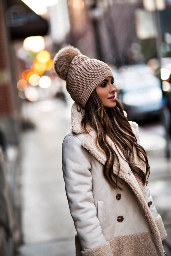 Comment s'habiller en hiver dans la saison 2025-2026: les meilleures images pour plus de 100 photos