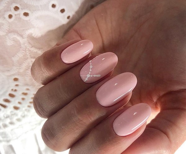 Nouvelle manucure hiver 2025-2026: TOP 10 des tendances du nail art hivernal