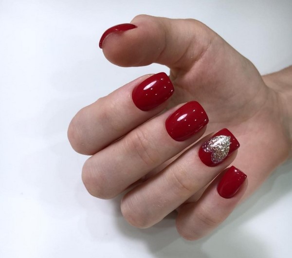 Nouvelle manucure hiver 2025-2026: TOP 10 des tendances du nail art hivernal