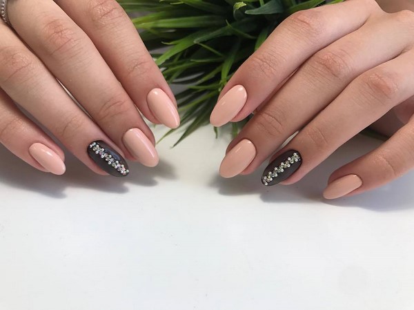 Nouvelle manucure hiver 2025-2026: TOP 10 des tendances du nail art hivernal