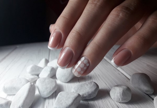 Nouvelle manucure hiver 2025-2026: TOP 10 des tendances du nail art hivernal