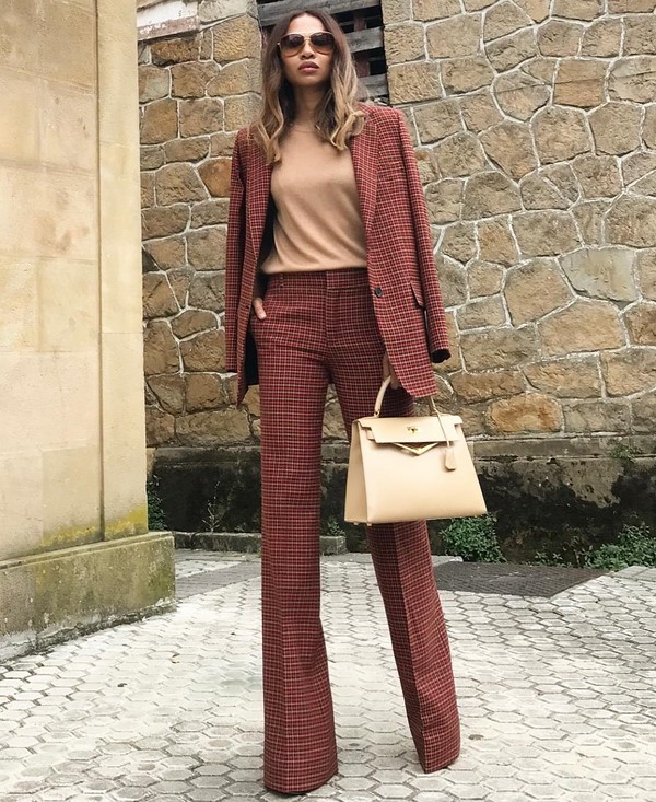 Top 10 des tendances des pulls et pulls 2025-2026: les noeuds les plus en vogue avec les pulls