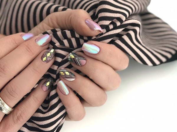 Design d'ongles à la mode 2025-2026: photo, beaux dessins sur les ongles