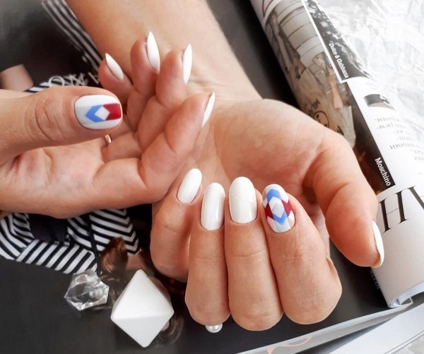 Design d'ongles à la mode 2025-2026: photo, beaux dessins sur les ongles