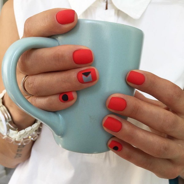 Design d'ongles à la mode 2025-2026: photo, beaux dessins sur les ongles