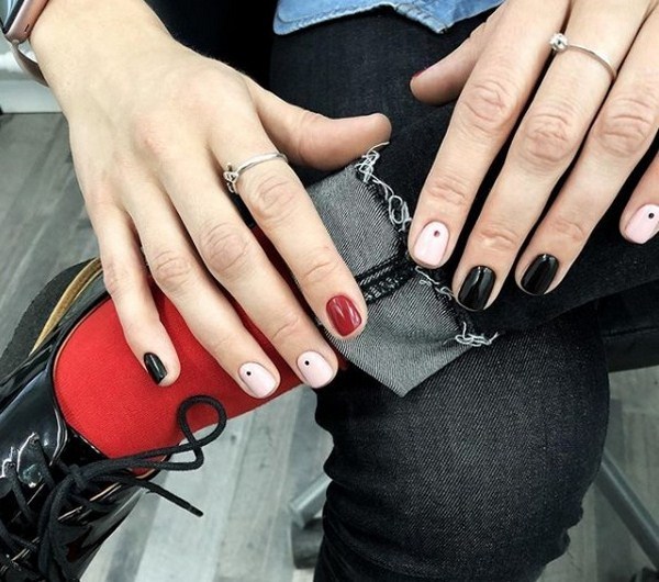 Design d'ongles à la mode 2025-2026: photo, beaux dessins sur les ongles