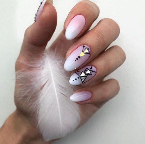 Design d'ongles à la mode 2025-2026: photo, beaux dessins sur les ongles