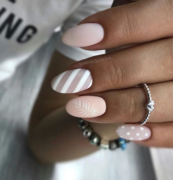 Design d'ongles à la mode 2025-2026: photo, beaux dessins sur les ongles