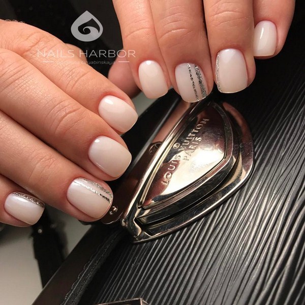 Tendances de manucure pour les très petits ongles 2025-2026: actualités de la mode et tendances du design