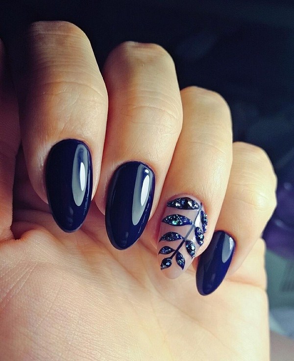 Ongles festifs à paillettes 2025-2026: la manucure la plus chic de la photo