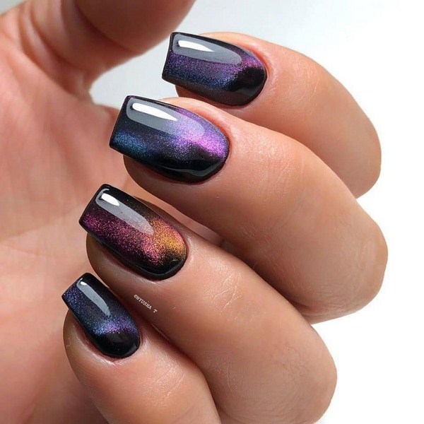 Ongles festifs à paillettes 2025-2026: la manucure la plus chic de la photo