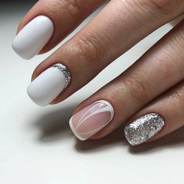 Ongles festifs à paillettes 2025-2026: la manucure la plus chic de la photo