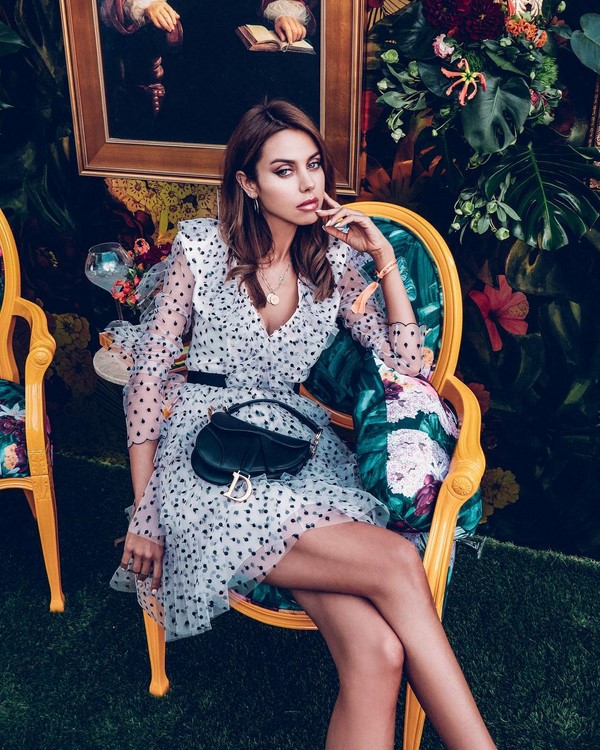 Robes étonnantes printemps-été 2026: tendances et tendances de la mode, les meilleures nouvelles photo