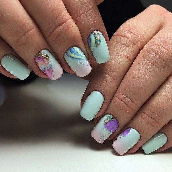 La manucure la plus à la mode avec des strass: de grandes idées et des photos colorées de la saison 2025-2026