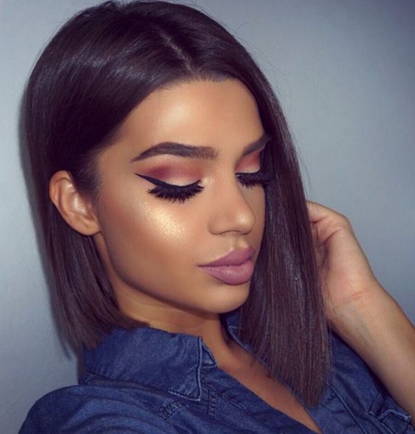 La coupe de cheveux principale de la saison 2025-2026 est un carré à la mode: des types de carrés à la mode et les meilleures nouveautés photo