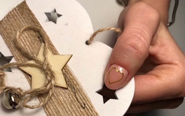 manikjur-minimalizm Manucure à la mode dans le style du minimalisme: les meilleures idées pour le minimalisme de manucure, tendances, photos