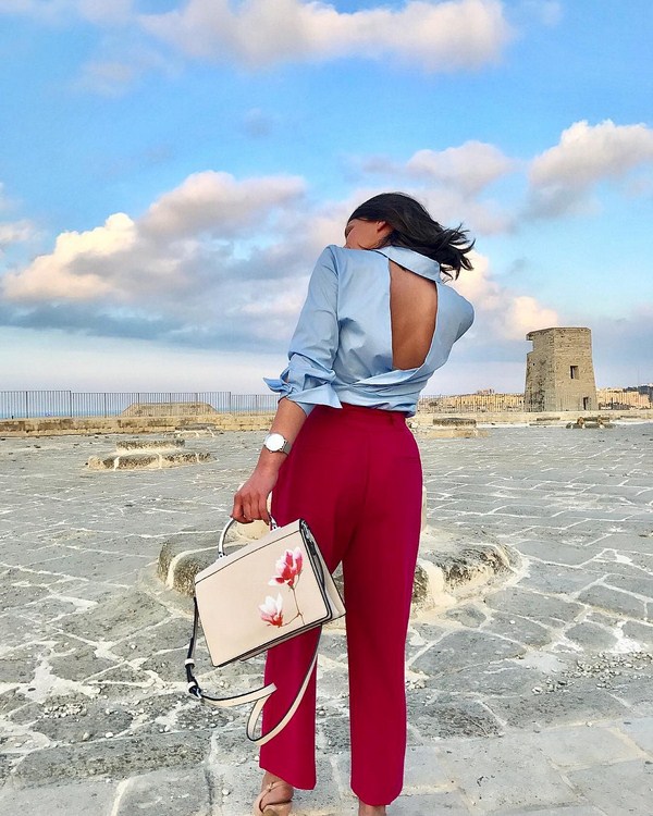 Pantalon étonnant printemps-été 2026: les 10 meilleures tendances, des looks nouveaux et frais avec un pantalon