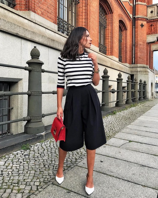 Pantalon étonnant printemps-été 2026: les 10 meilleures tendances, des looks nouveaux et frais avec un pantalon