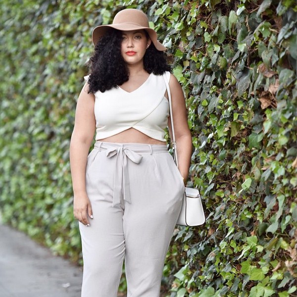 Pantalon étonnant printemps-été 2026: les 10 meilleures tendances, des looks nouveaux et frais avec un pantalon