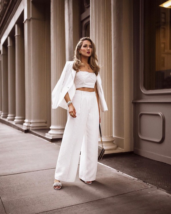 Pantalon étonnant printemps-été 2026: les 10 meilleures tendances, des looks nouveaux et frais avec un pantalon