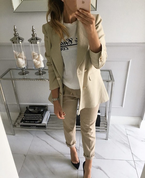 Pantalon étonnant printemps-été 2026: les 10 meilleures tendances, des looks nouveaux et frais avec un pantalon