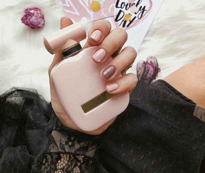 manikyur-vesna-foto-tendance (4) Le meilleur top 15 des tendances du design printanier de la manucure 2025-2026 sur la photo