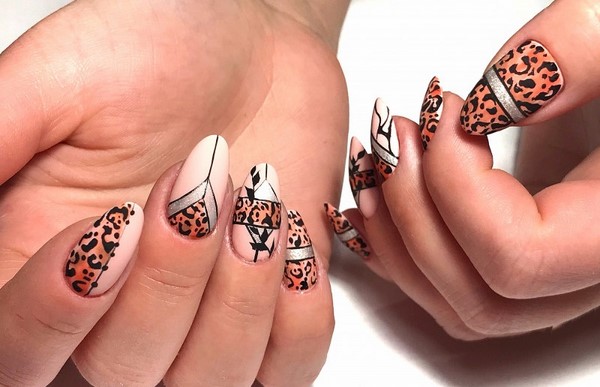 Le meilleur top 15 des tendances du design printanier de la manucure 2025-2026 sur la photo