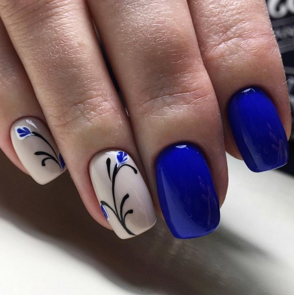 Le meilleur top 15 des tendances du design printanier de la manucure 2025-2026 sur la photo