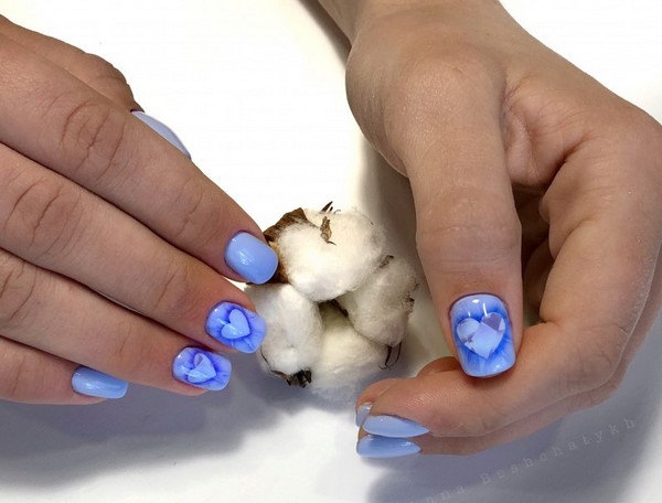 Le meilleur top 15 des tendances du design printanier de la manucure 2025-2026 sur la photo