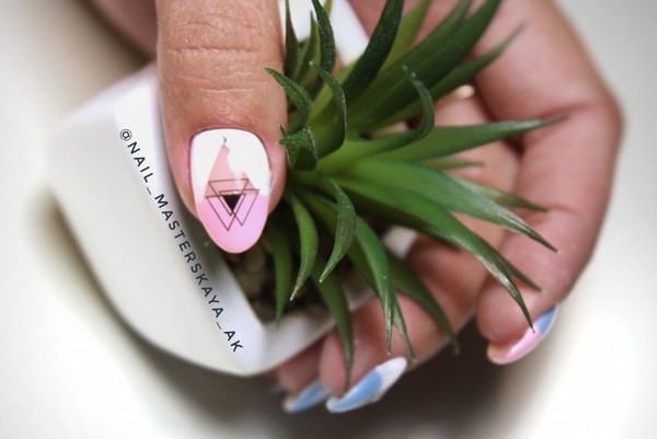 Le meilleur top 15 des tendances du design printanier de la manucure 2025-2026 sur la photo