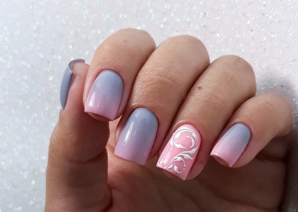 Le meilleur top 15 des tendances du design printanier de la manucure 2025-2026 sur la photo