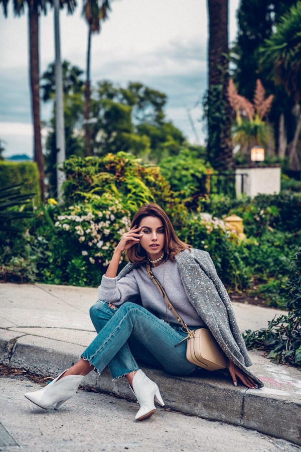 Nouveaux jeans tendance pour le printemps-été 2025-2026 - noeuds supérieurs pour le printemps et l'été