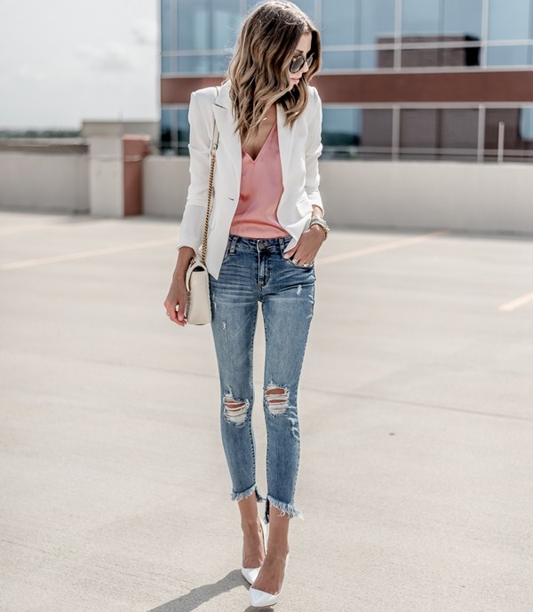 Nouveaux jeans tendance pour le printemps-été 2025-2026 - noeuds supérieurs pour le printemps et l'été