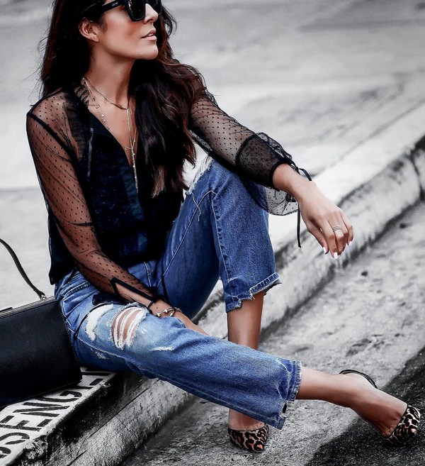 Nouveaux jeans tendance pour le printemps-été 2025-2026 - noeuds supérieurs pour le printemps et l'été