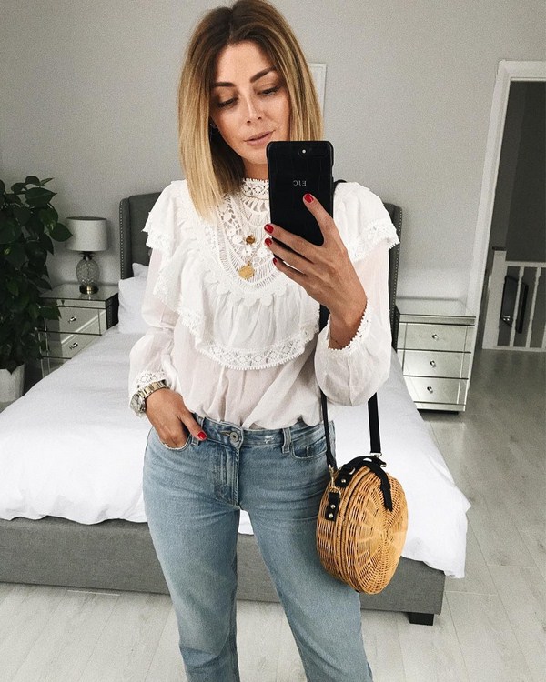 Nouveaux jeans tendance pour le printemps-été 2025-2026 - noeuds supérieurs pour le printemps et l'été