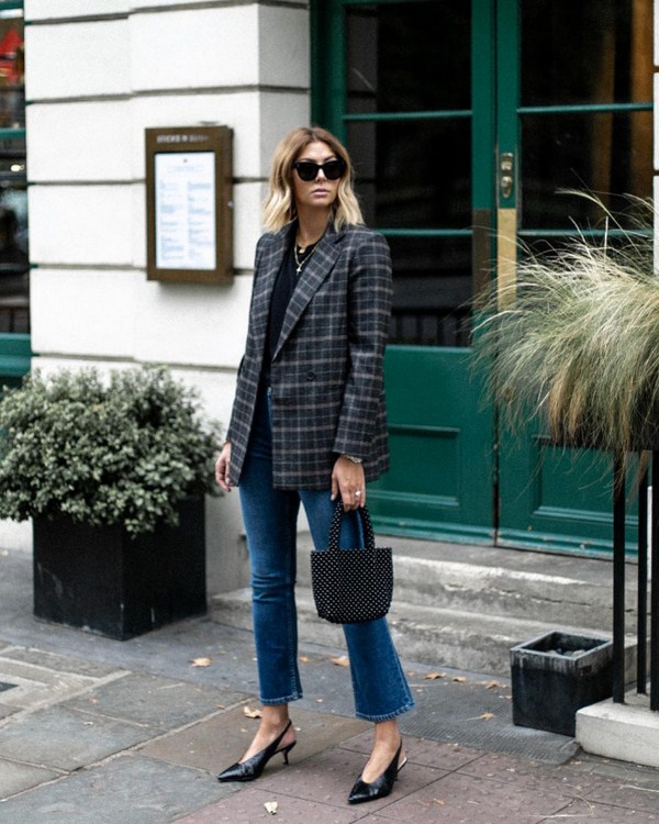 Nouveaux jeans tendance pour le printemps-été 2025-2026 - noeuds supérieurs pour le printemps et l'été